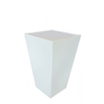 Koktejlový stůl CONIC je univerzální multifunkční prostorový prvek, které lze doplnit o celou řadu volitelného příslušenství a využít ho tak nejen jako stylový koktejlový stůl. Vyznačuje se čistým geometrickým tvarem korpusu a dobře zpracovaným detailem. Rozměry stolu 70x70x110 cm. Dostupný v bílé, černé nebo červené barvě. >> Jedná se o nadrozměrné zboží, které není možné zasílat levnější balíkovou službou GLS a je vždy nutné ho odesílat přepravcem TopTrans, který je ovšem o něco dražší. <<